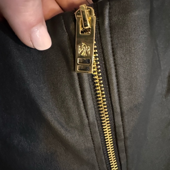 All Things Golden Second Skin Pants. Women’s. Size: XS - Picture 4 of 5